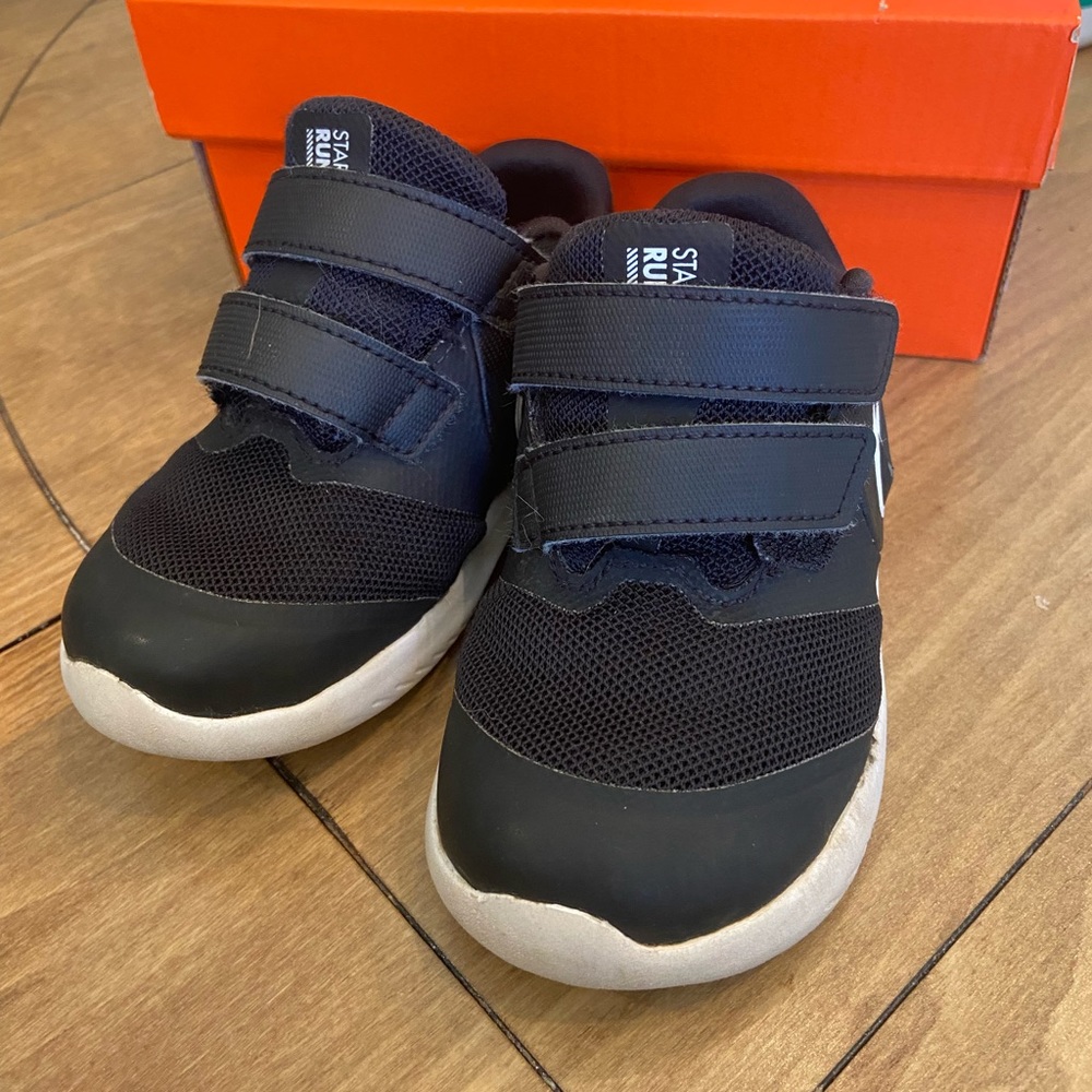 Toddler Nike shoes